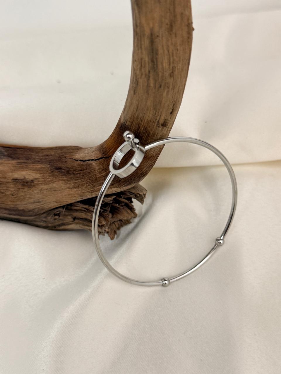 Round Lock Single Open Silver Bangles