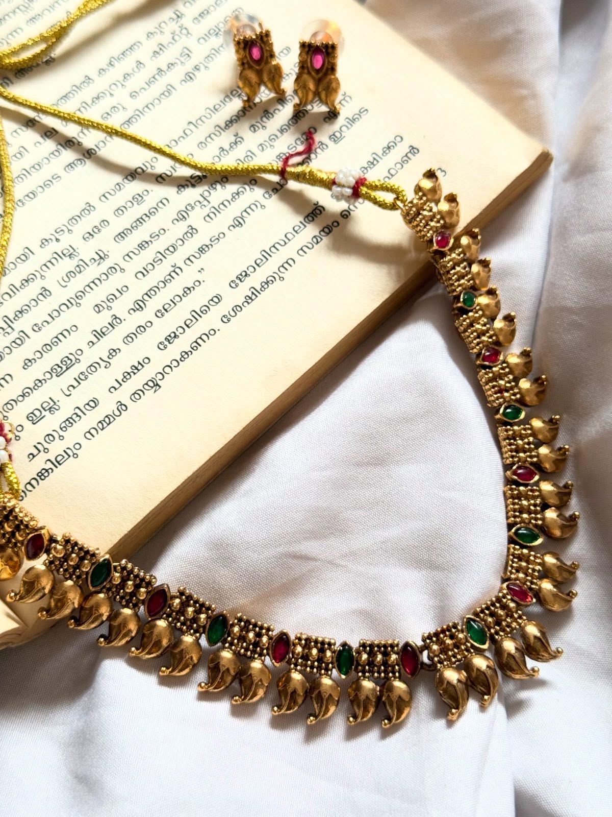 Multicolor Necklace With Earrings