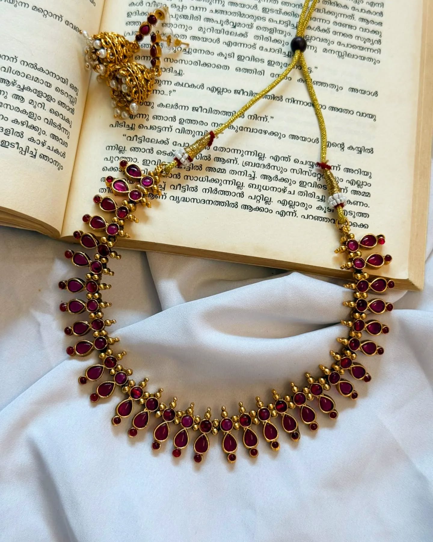 Pink Necklace With Earrings