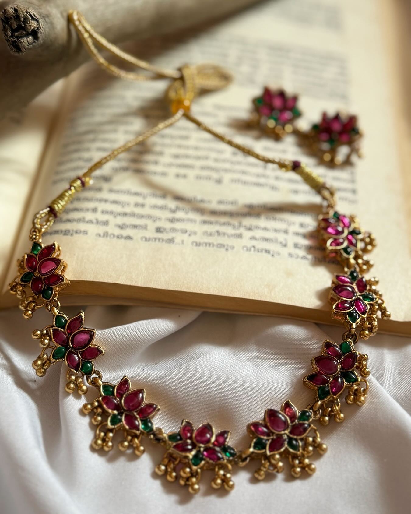 Multicolor Lotus With Golden Gungroo Necklace With Earrings