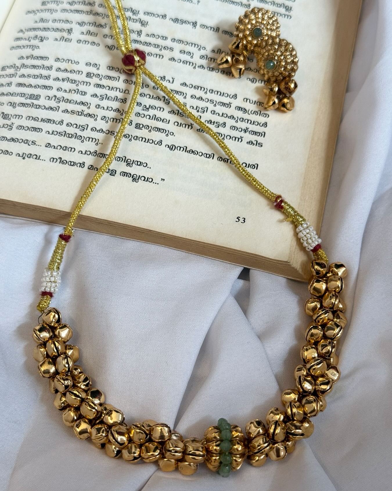 Golden Gungroo Necklace With Earrings