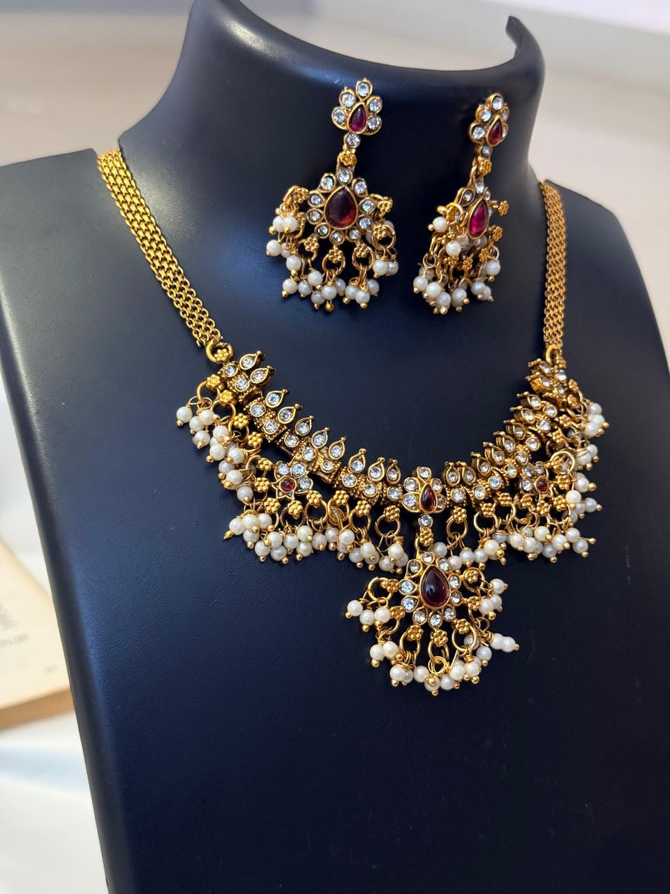 Ruby Guttapusalu With Chain Necklace With Earrings