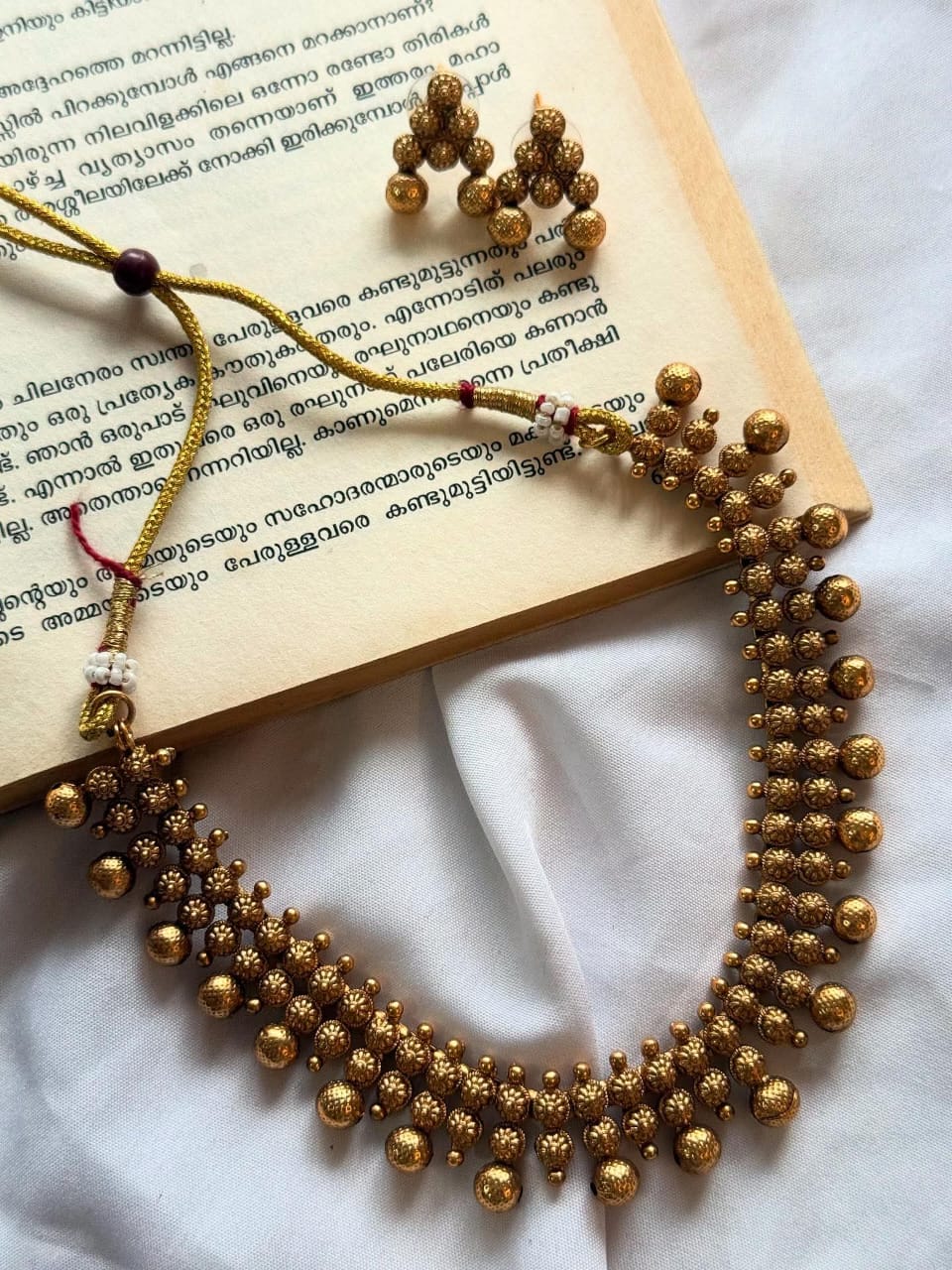 Bubble Necklace With Earrings