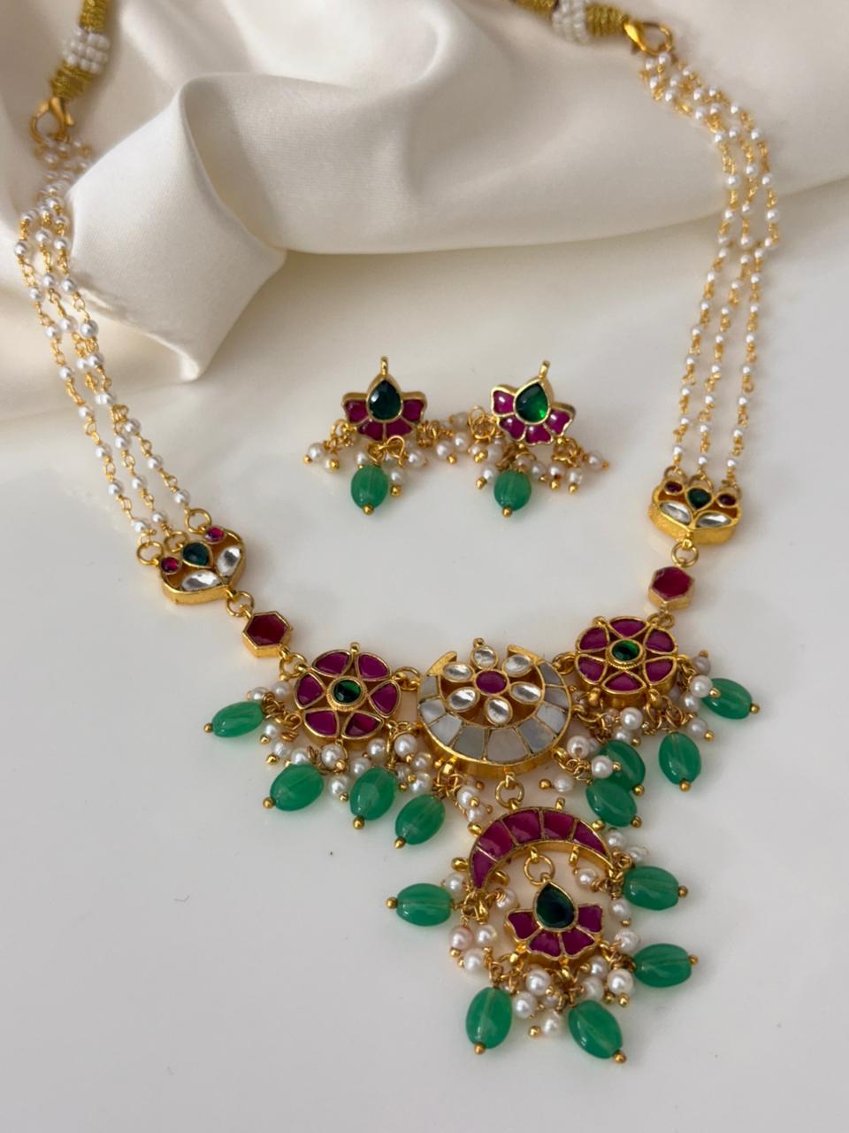 Jadau Kundan Multiple Pendants With Pearl Chain Necklace With Earrings
