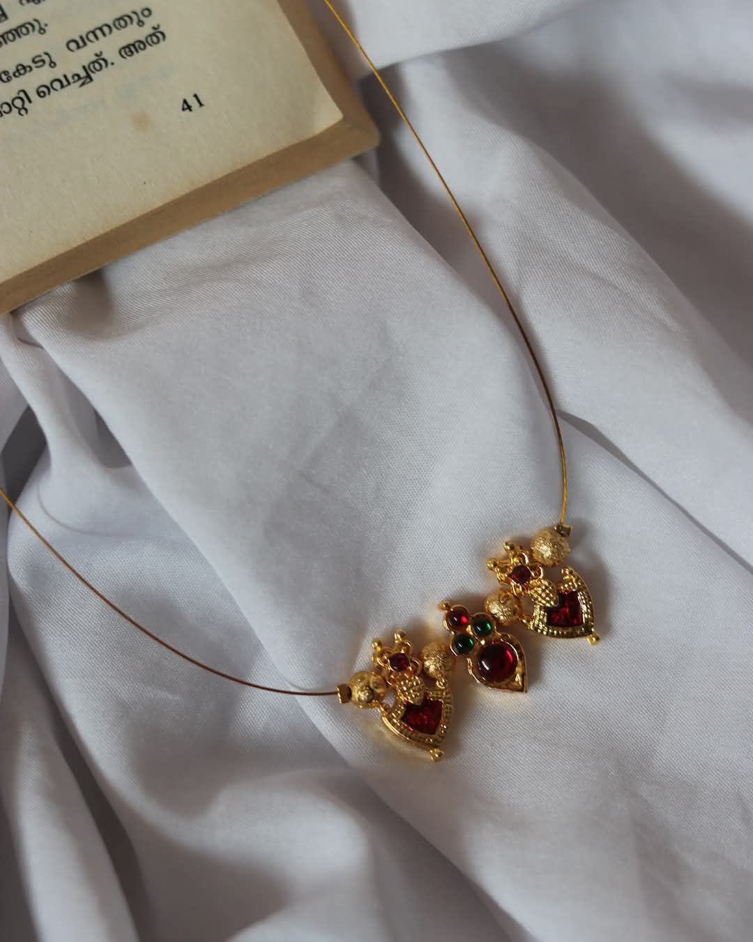 Palakka And Kemp Pendants Handmade Necklace