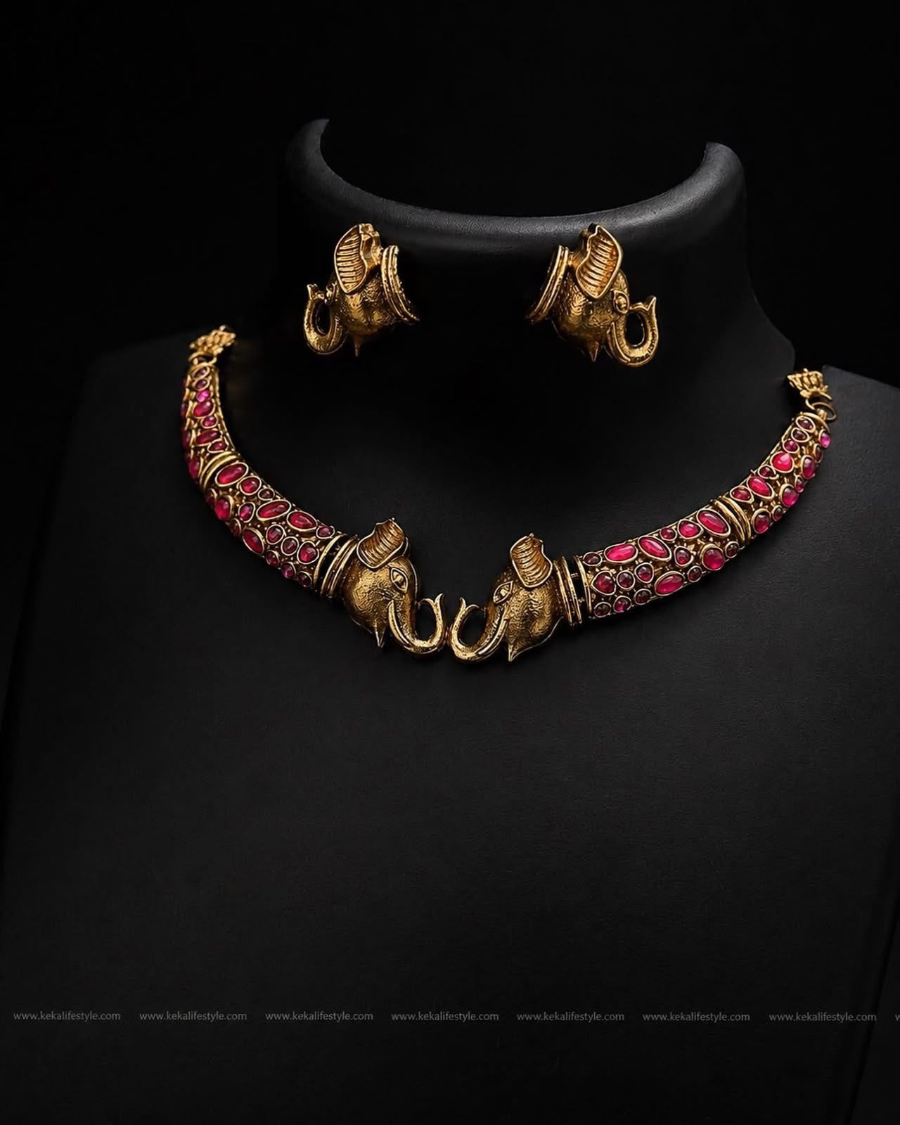 NGN0251 - Elephant Necklace with earrings