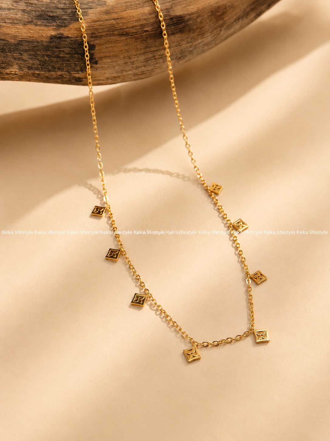 Anti tarnish premium quality daily wear chain. Product code: NA0035