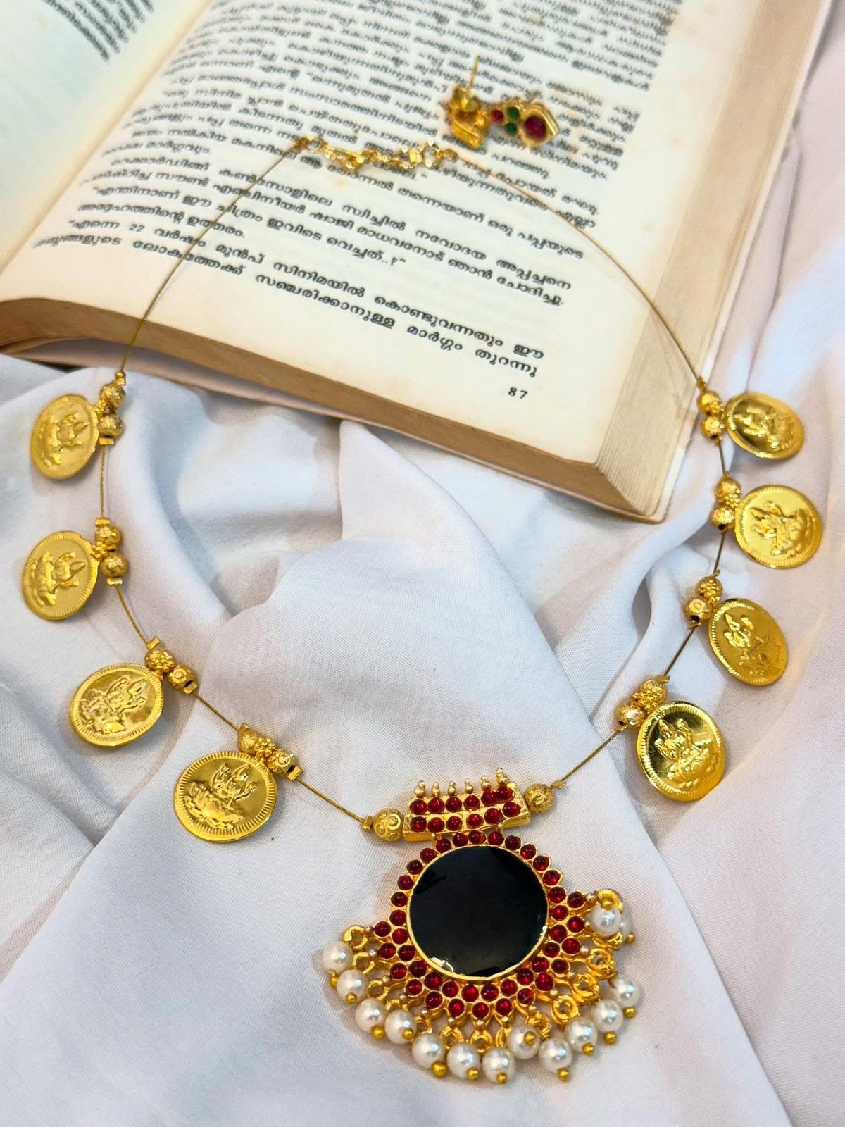 Kemp pendant with Lakshmi coins handmade Necklace with earrings
