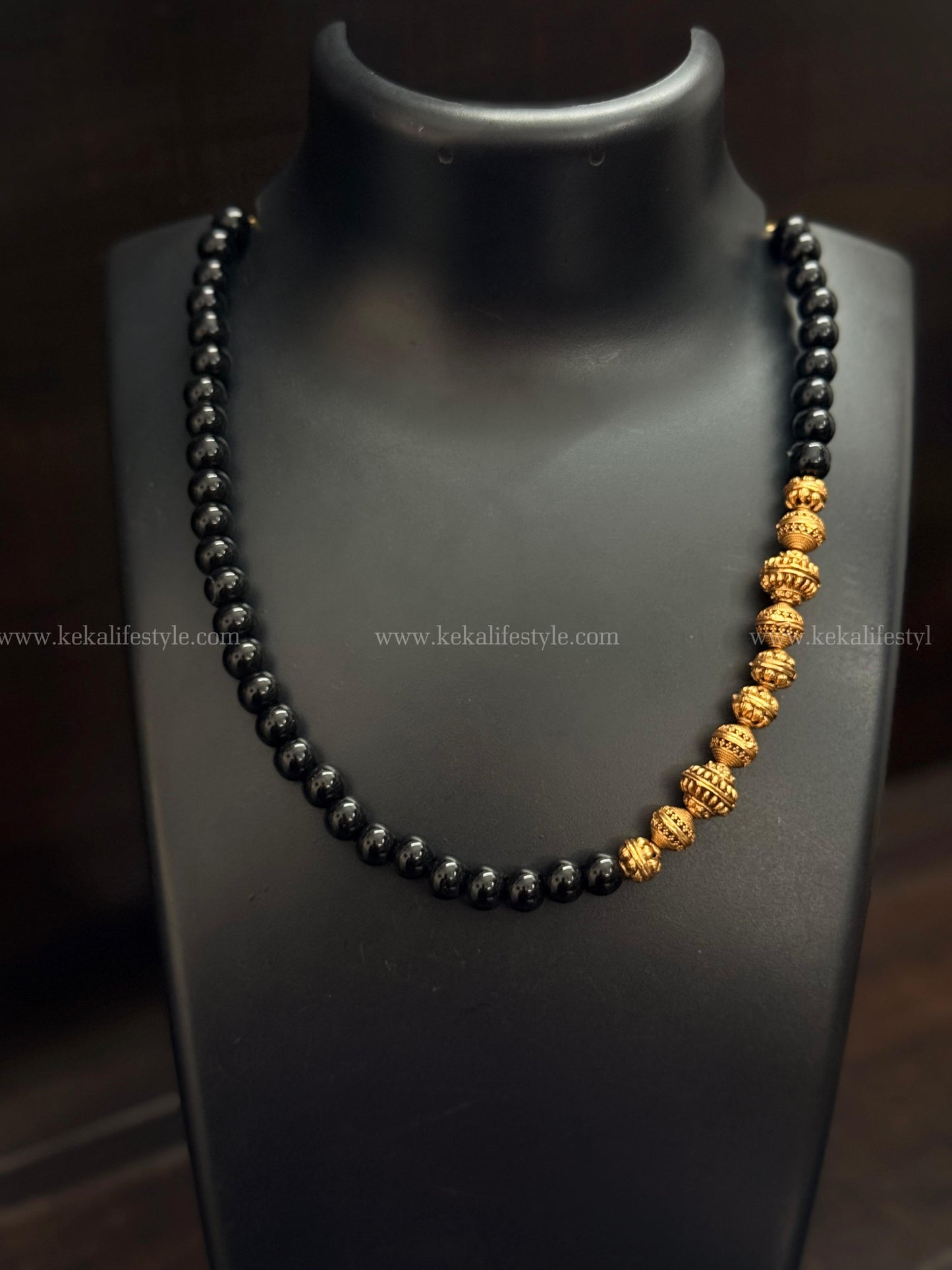 Glass beads with nakshi beads side necklace