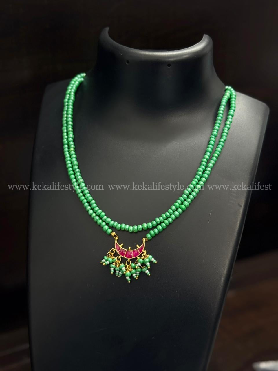 Jadau kundan moon pendant in mint glass beads chain