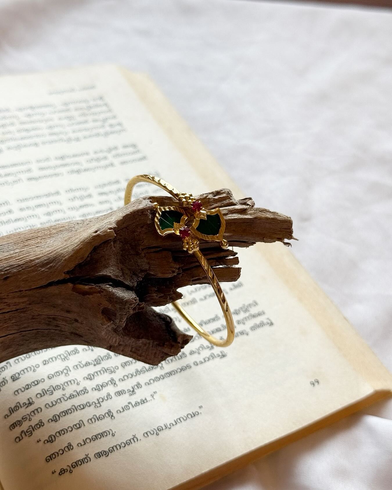 Palakka Adjustable Single Gold Bangles