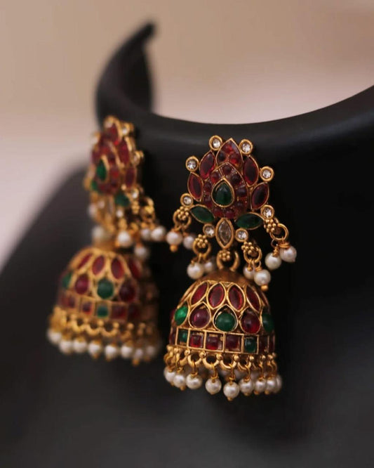 Kemp Flower Jhumka