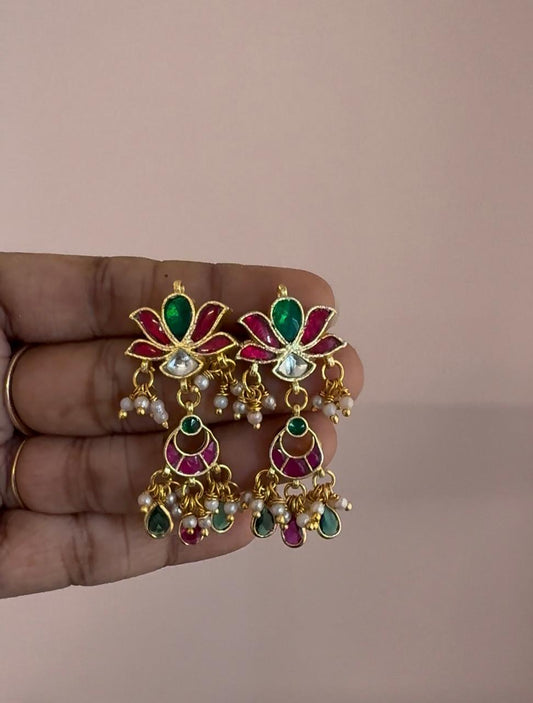 Jadau Kundan Lotus Stud With Pendant Drops Earrings