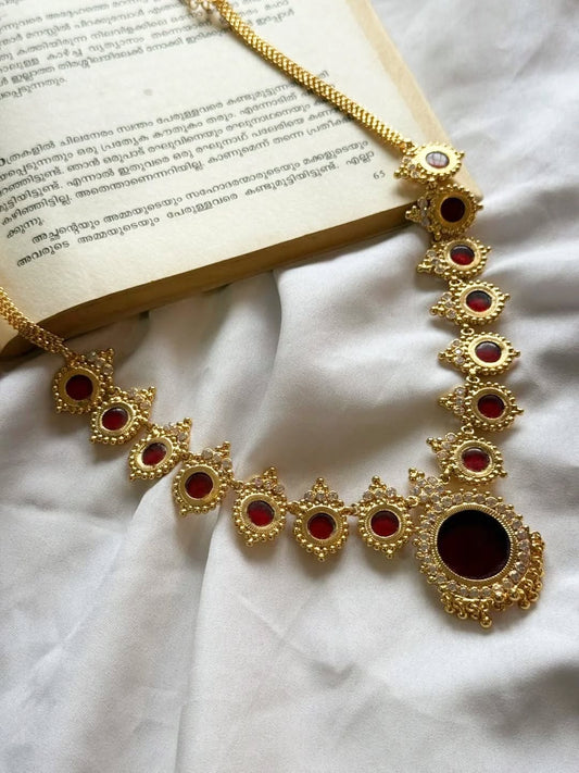 Red Oval Palakka Multiple Pendants With Stones Gold Polished Necklace