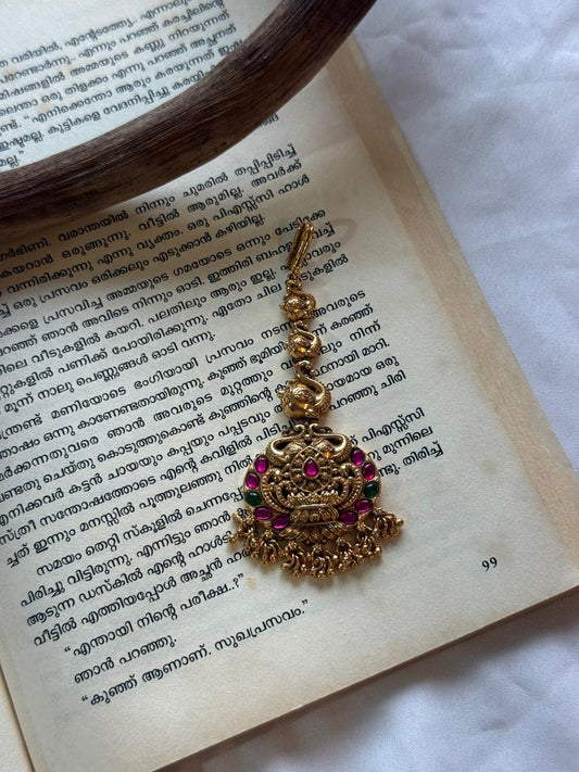 Jadau Kundan  Elephant Motif With Golden Drops Maanga Tikka