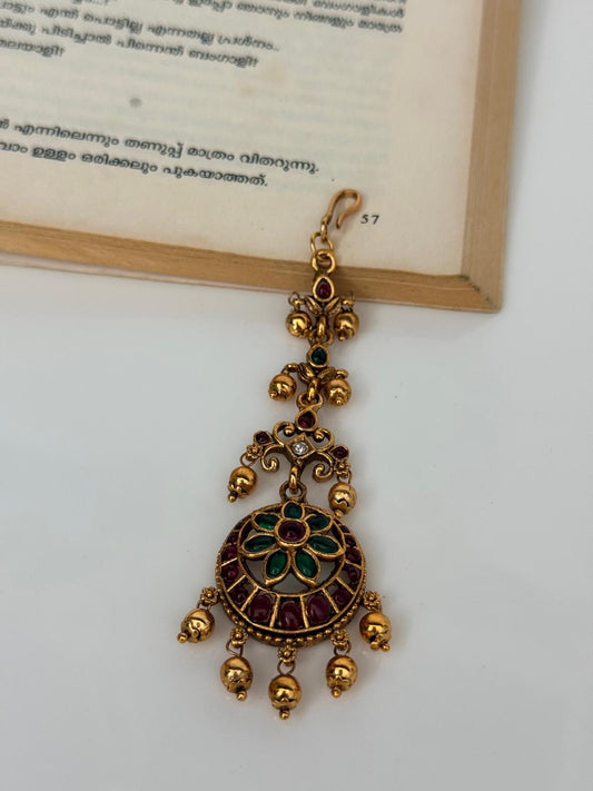 Multicolor Non Idol With Flower Motif