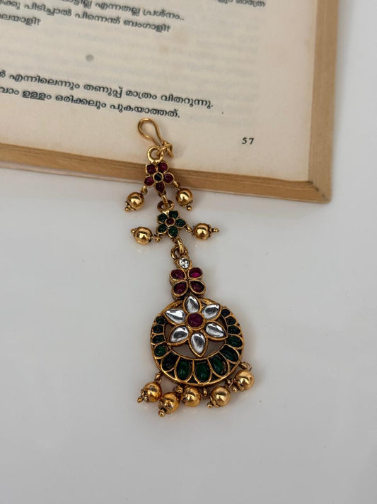 Multicolor Kemp Stones In Flower Chain