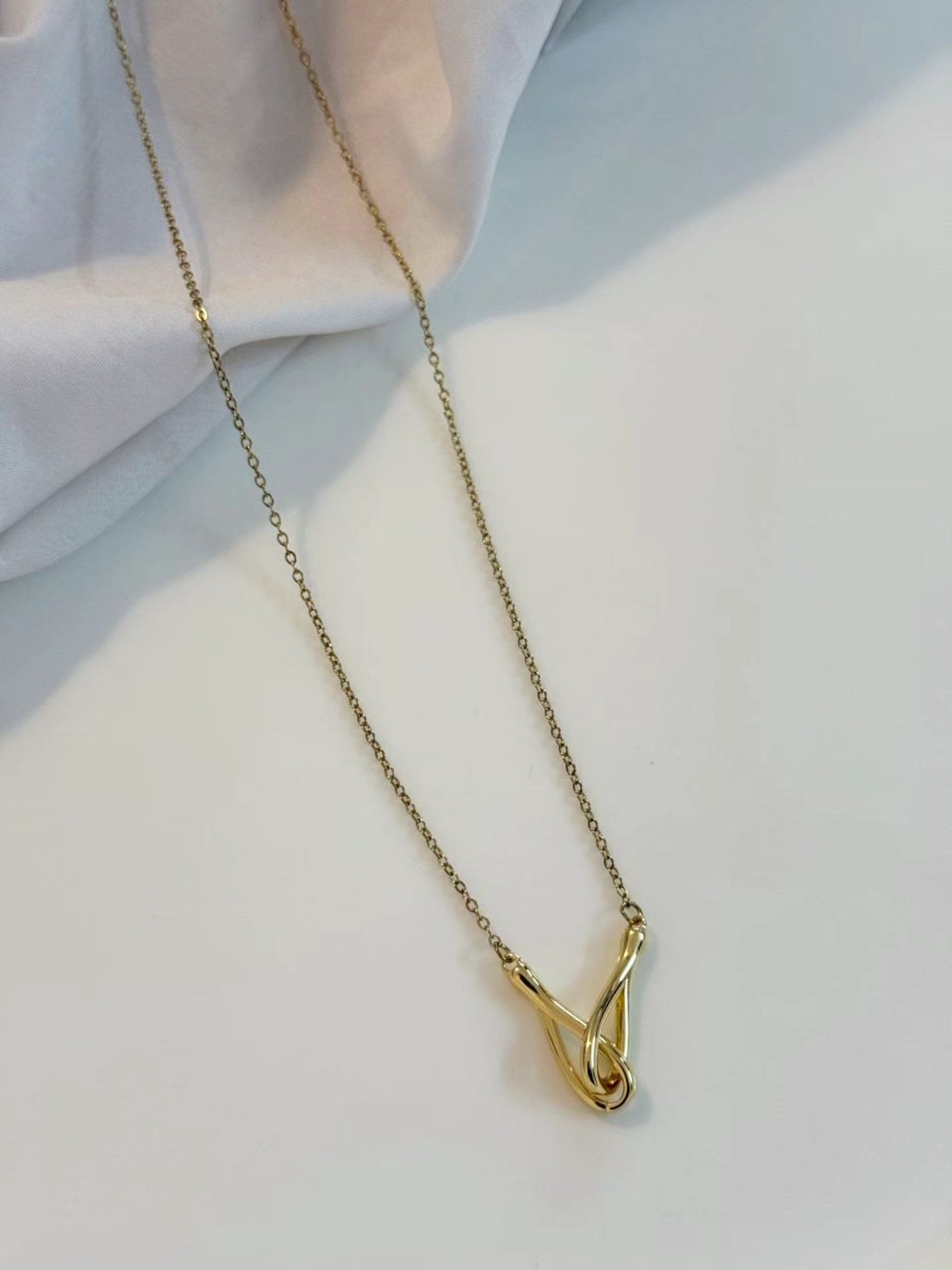 Anti-Tarnish Stainless Steel Single Layer Tangled Pendant Chain