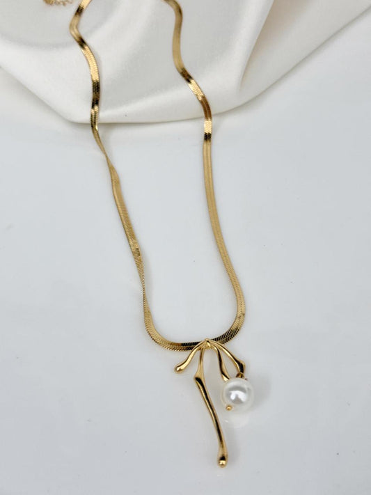 Anti-Tarnish Stainless Steel Pearl  Bow In Snake Chain