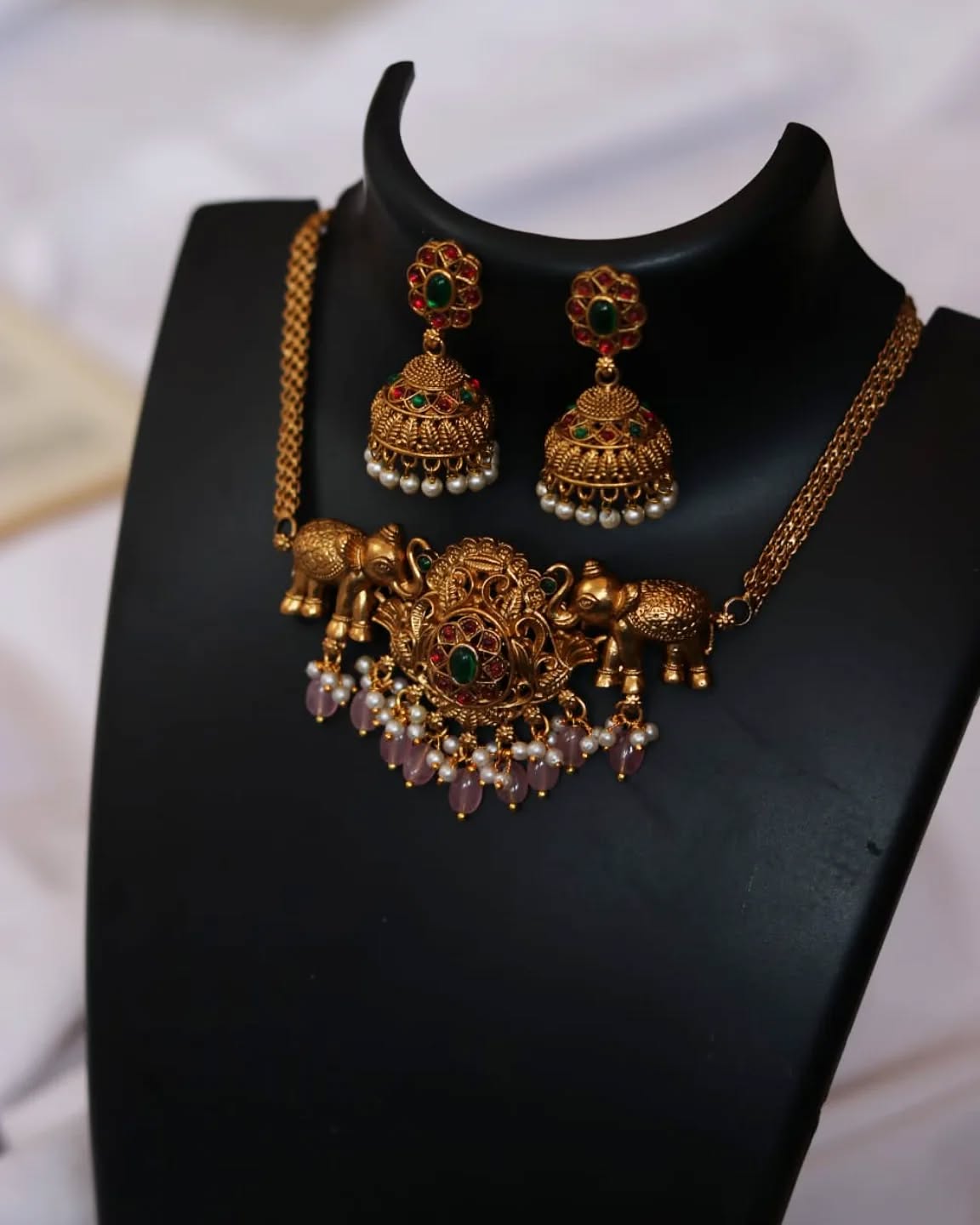 Elephant Motif Pink Choker With Earrings