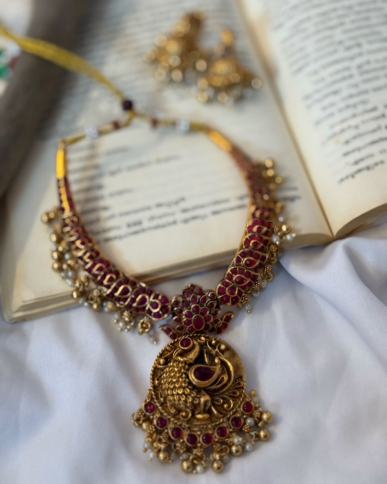 Pink Peacock Hasli Necklace With Earrings