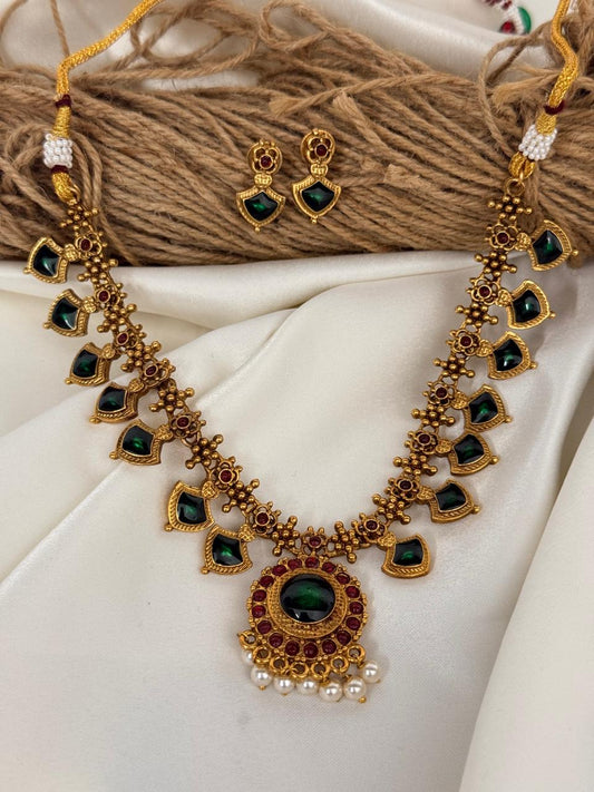 Green Palakka Necklace With Earrings