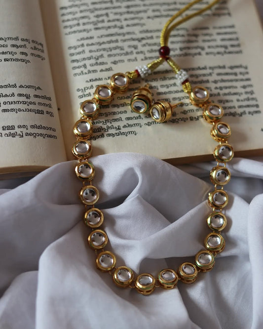 Polky Round Necklace With Earrings