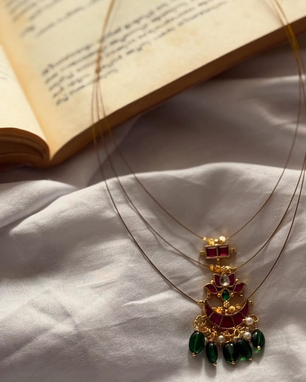 Triple Layer Jadau Kundan Pendant Necklace With Earrings