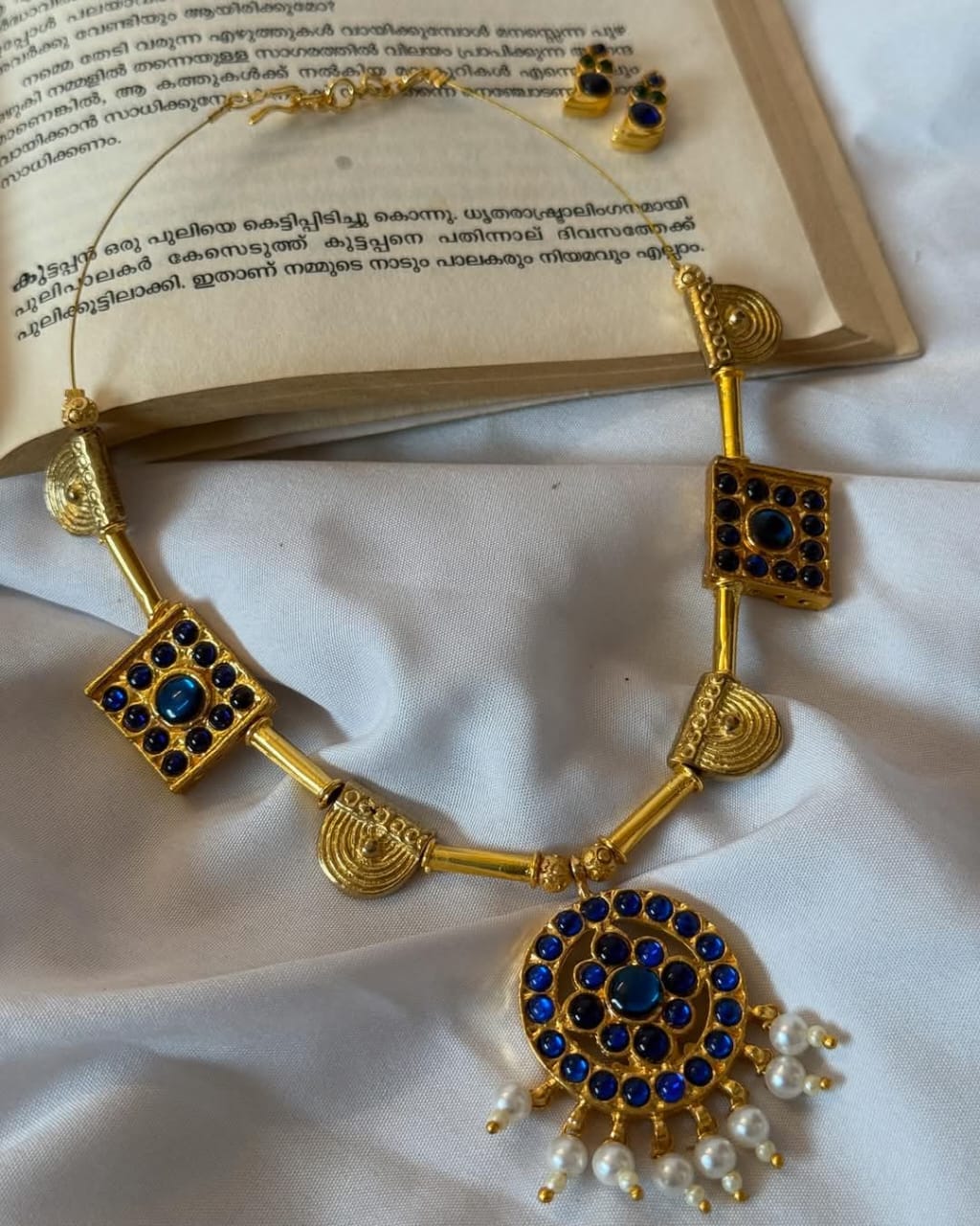 Blue Kemp Stone Pendants With Brass Charms Handmade Necklace With Earrings