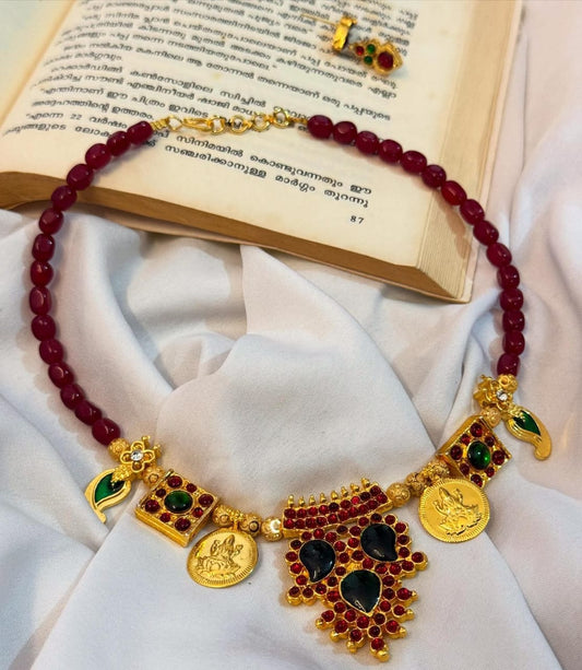 Multiple Pendants In Jade Beads Chain Handmade Necklace With Earrings