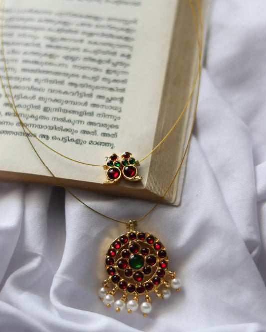 Double Layer Kemp Round Pendant And Kemp Charms Handmade Necklace