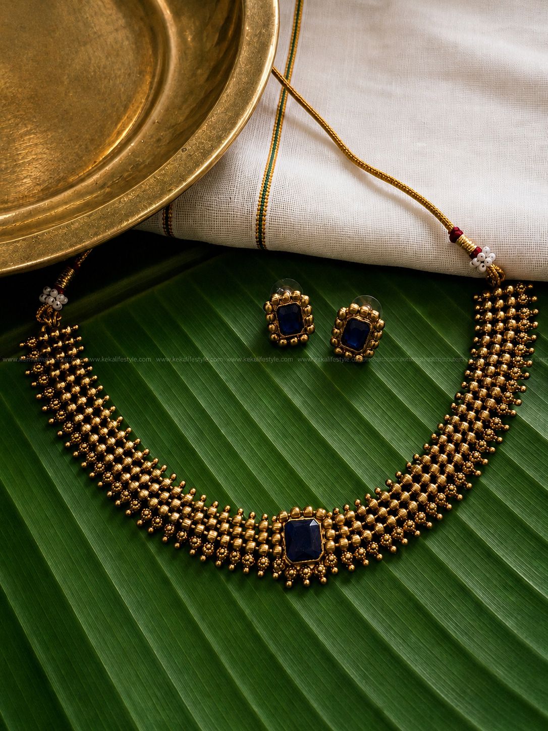 single stone necklace with earrings