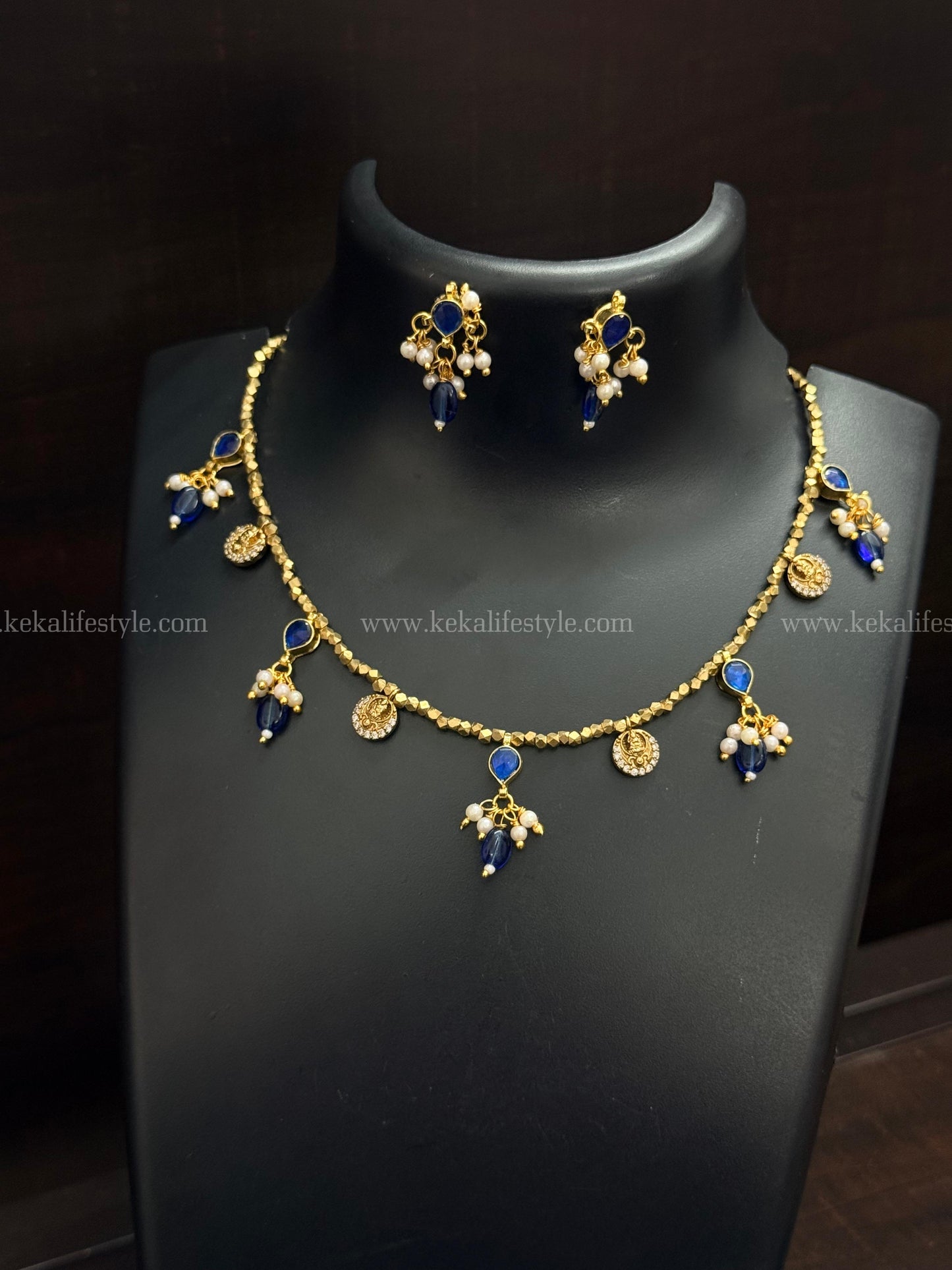 Small lakshmi coin with jadau kundan charms With Earrings