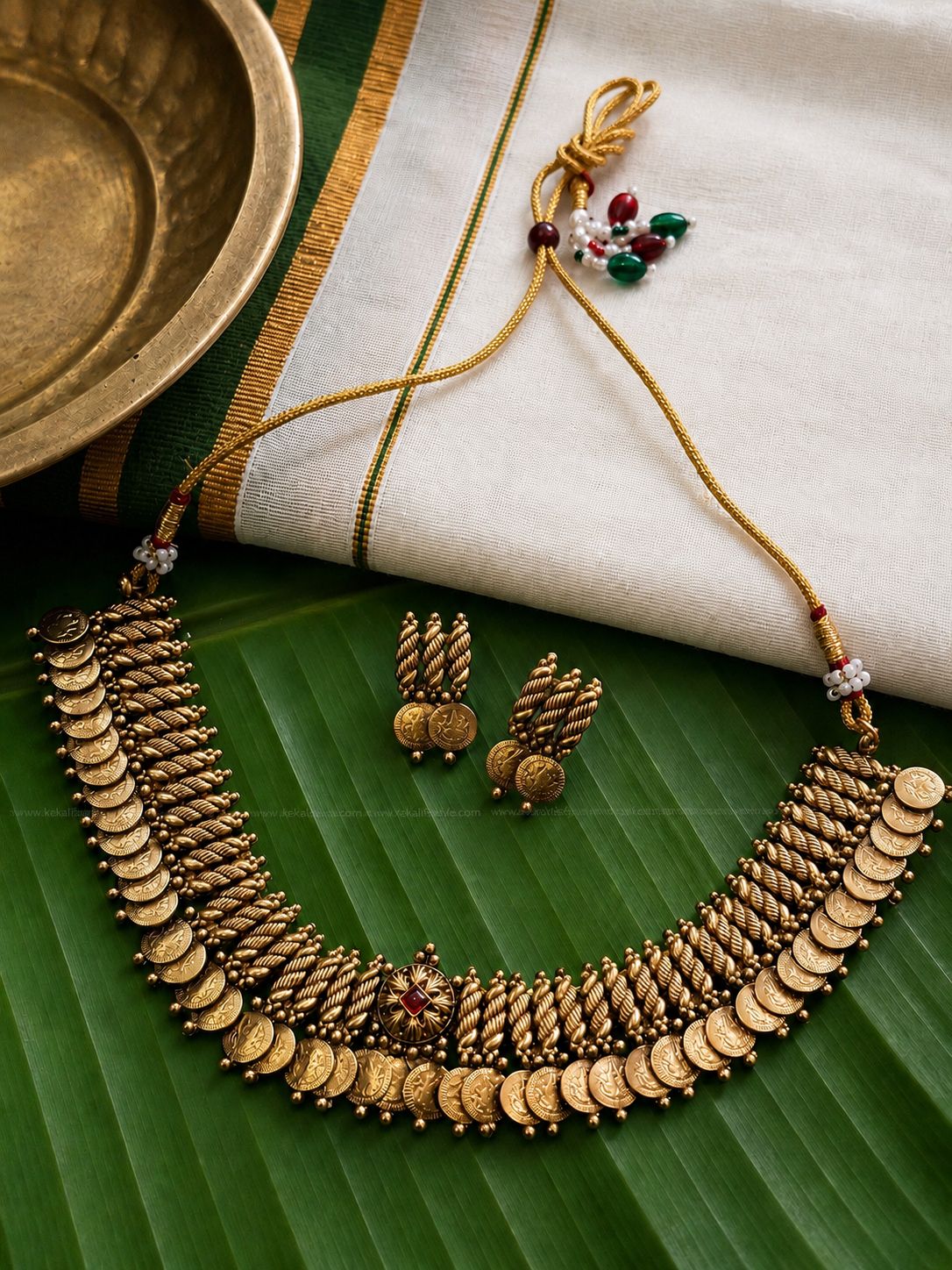 Premium quality matt finushed coin necklace with earrings