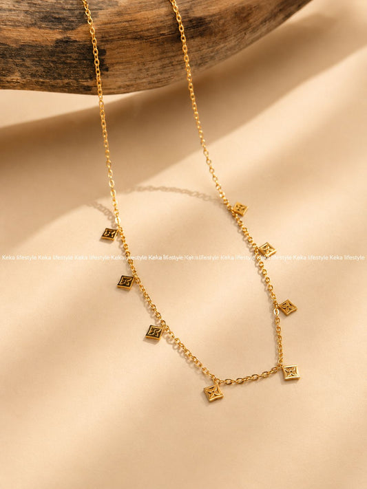Anti tarnish premium quality daily wear chain. Product code: NA0035