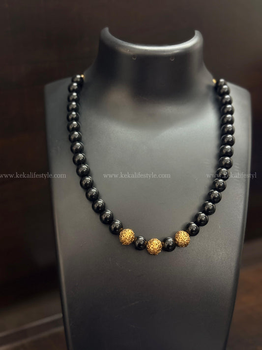 Glass beads with nakshi beads necklace