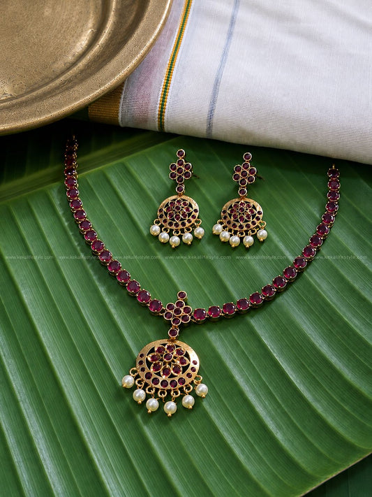 Single layer attigai with earrings