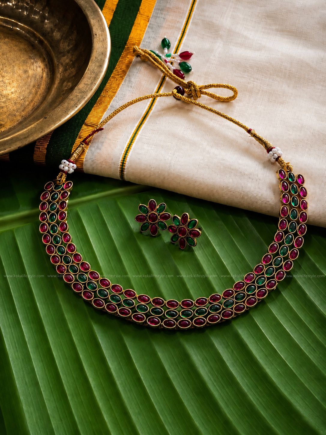 Multicolour matt finished necklace with earrings