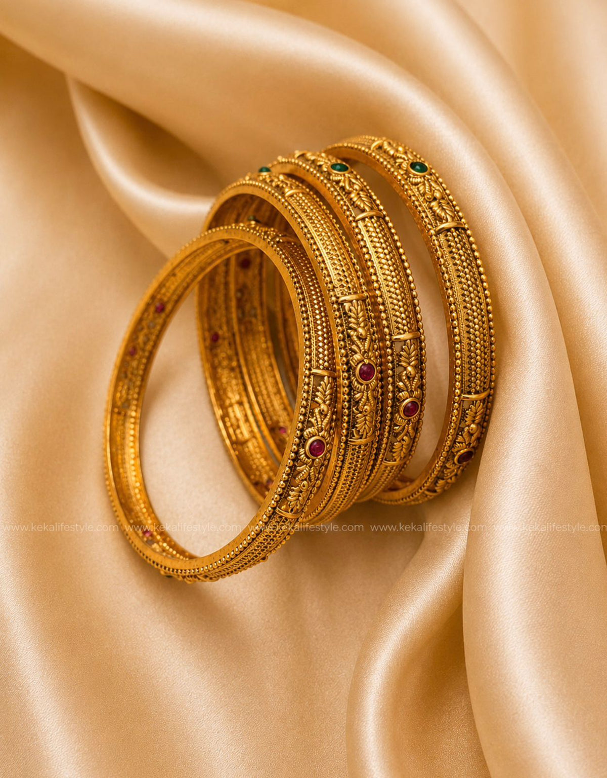 BG0039 - Premium quality bangles (price per piece)